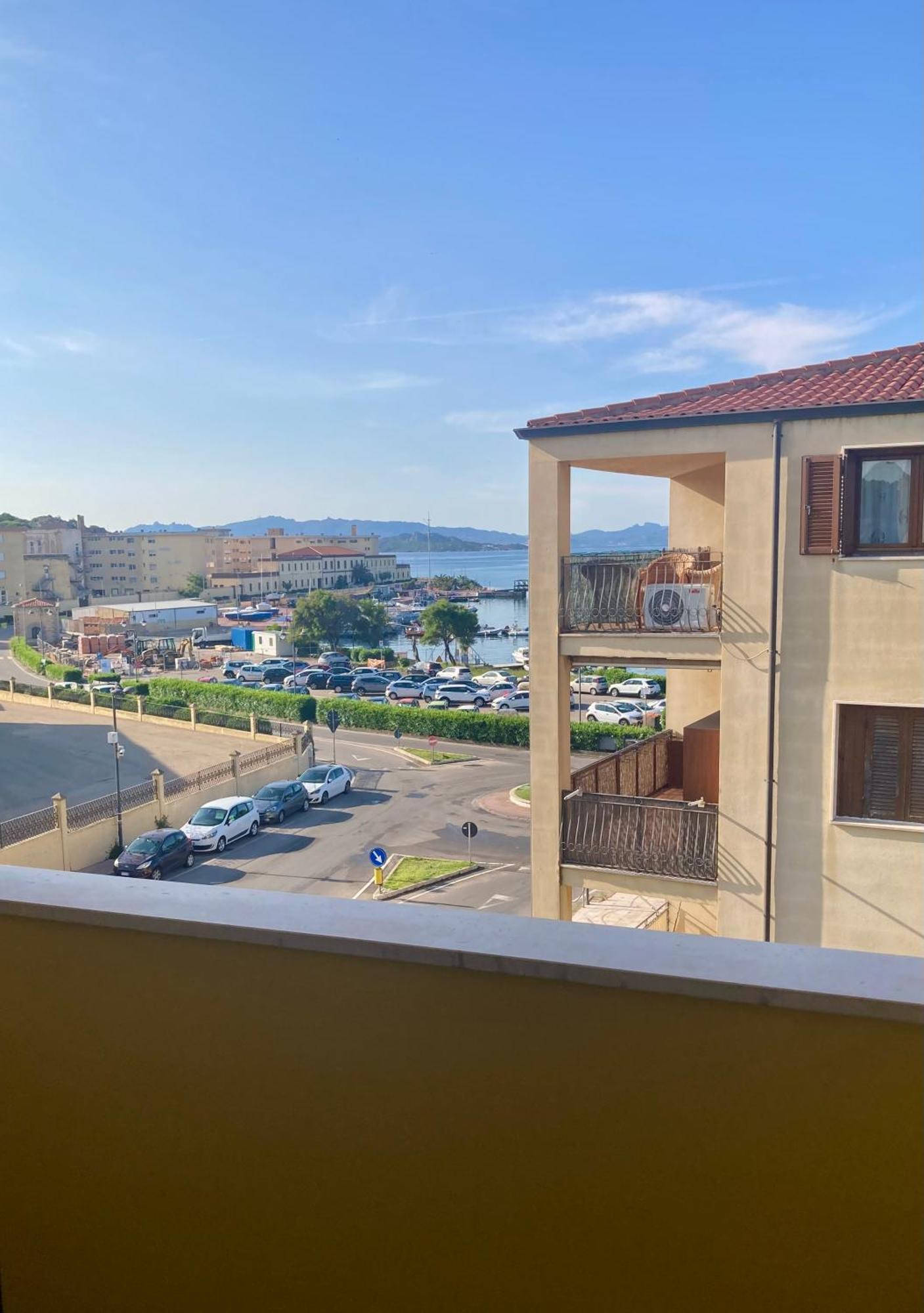 Appartamento Tizzy La Maddalena  Dış mekan fotoğraf